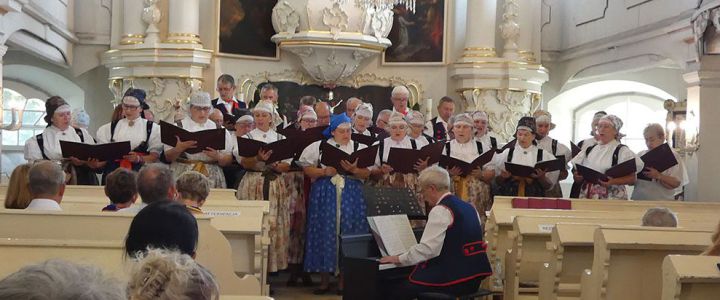 Chór “Gloria” na jubileuszu 250-lecia kościoła w Pokoju