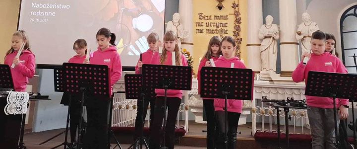 Zespół “Małe Dzwonki” w Starym Bielsku Zespół “Małe Dzwonki” w Starym Bielsku