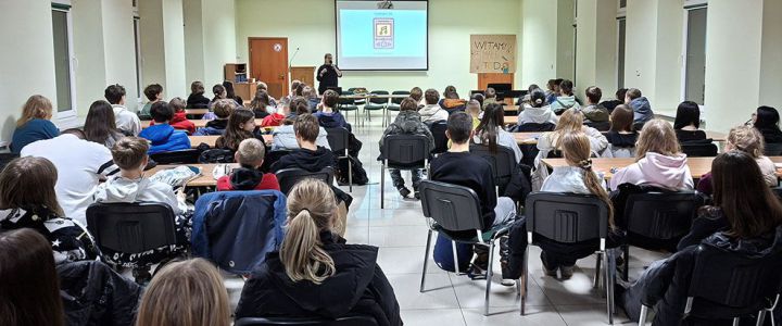 Goście z Towarzystwa Biblijnego u Konfirmantów