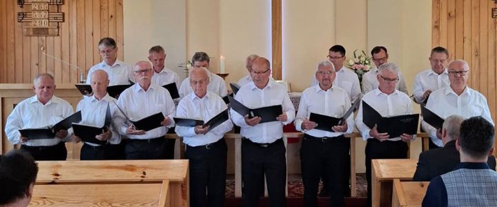Chór Męski “Gloria” w Górkach Wielkich Chór Męski “Gloria” w Górkach Wielkich