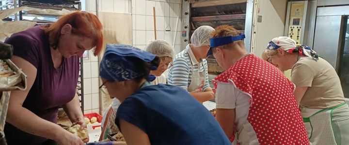 Pieczenie kołoczy w Pierśćcu