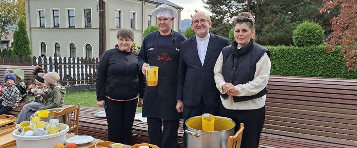 Zupa dyniowa w Skoczowie (10:00)