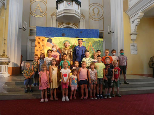 WT Dobrego Serca w Skoczowie - spektakl pt. "Kosmiczna bajka"