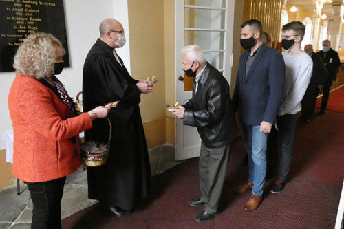 1.04.2021 - Skoczów - Nabożeństwo spowiednio-komunijne dla seniorów