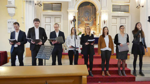 2022 04 10b - Skoczow - Pasyjny Koncert Koled - 08