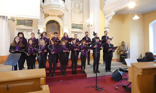 2022 04 10b - Skoczow - Pasyjny Koncert Koled - 11