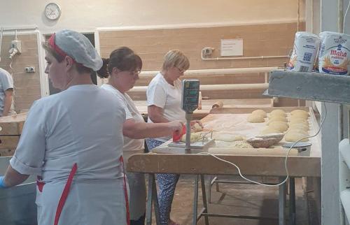 2024 05 24 - Skoczow - Pieczenie koloczy 04