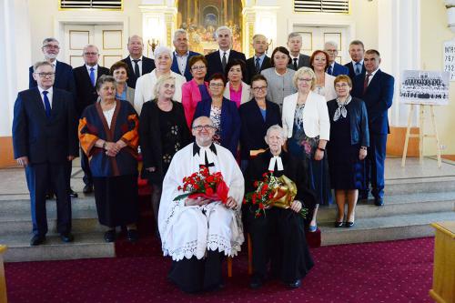 2024 06 16 - Skoczow - JUBILEUSZE Konfirmacji 03 - Zlota