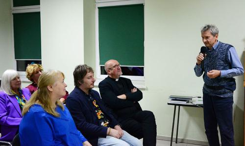 2024 10 17 - Skoczow - Promocja ksiazki Szymona Brody - 17