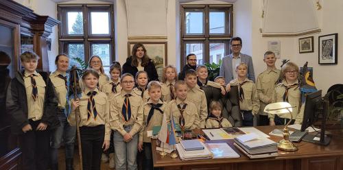 2024 12 24 - Skoczow - Skauci u Burmistrza 01
