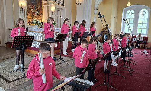 2025 04 21a - Skoczow - Nab Rodzinne - 01