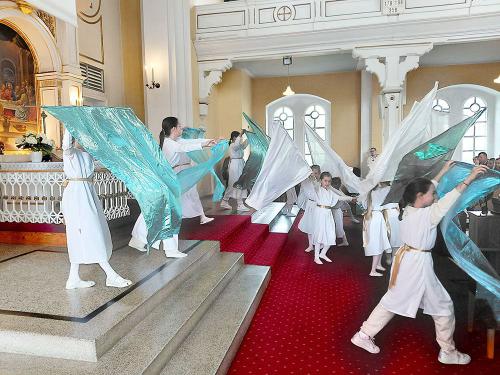 2025 04 21a - Skoczow - Nab Rodzinne - 13