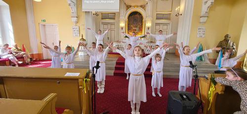 2025 04 21a - Skoczow - Nab Rodzinne - 14