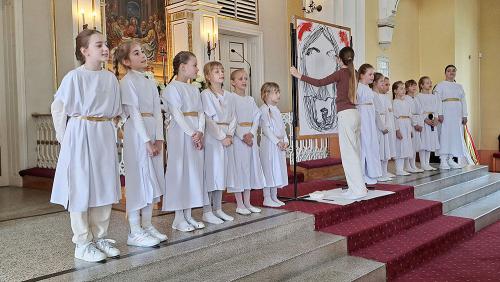 2025 04 21a - Skoczow - Nab Rodzinne - 15