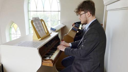 2025 04 21b - Debowiec - Rekonsekracja organow - 11